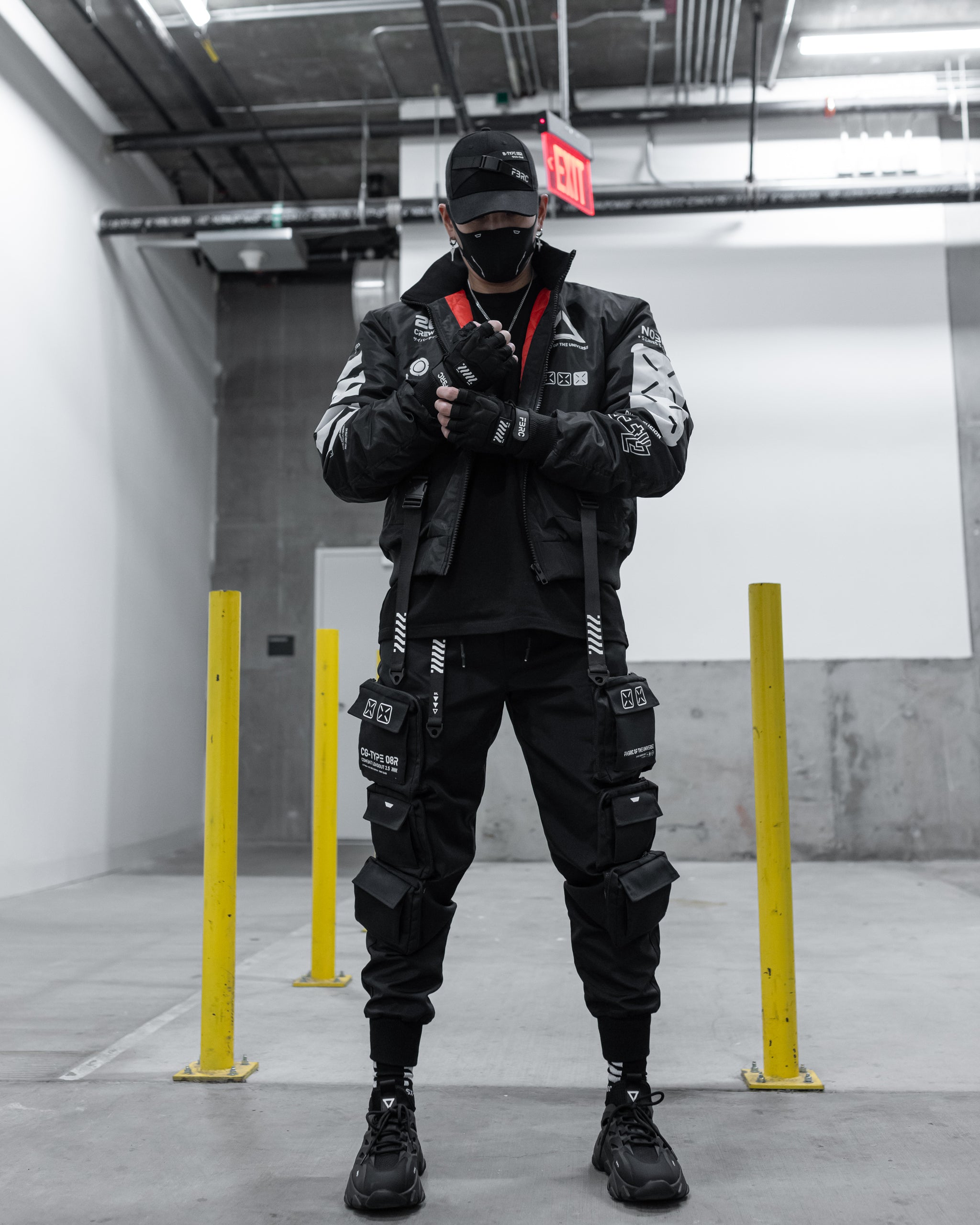 CG-Type 08R Black Cargo Pants - Fabric of the Universe