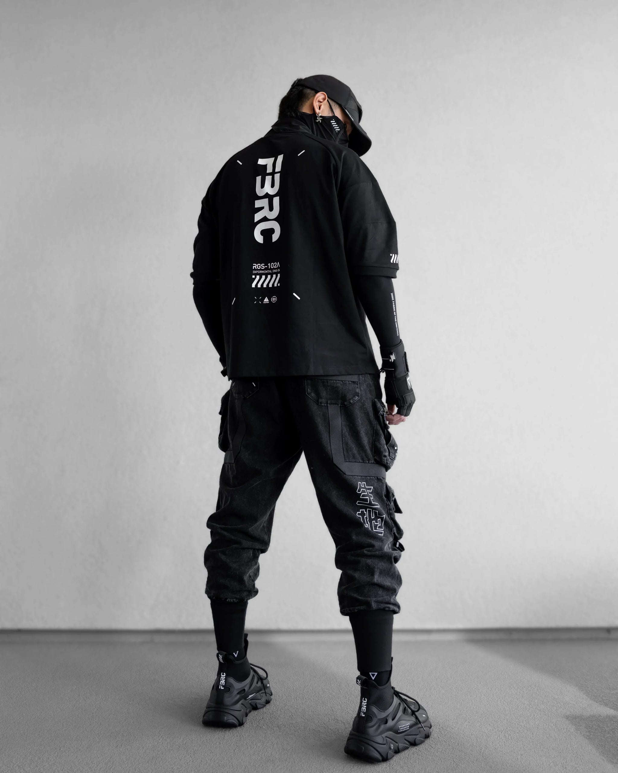 Sleeve Rgs RGS-102A Black Oversized Short Sleeve T - Fabric of the Universe