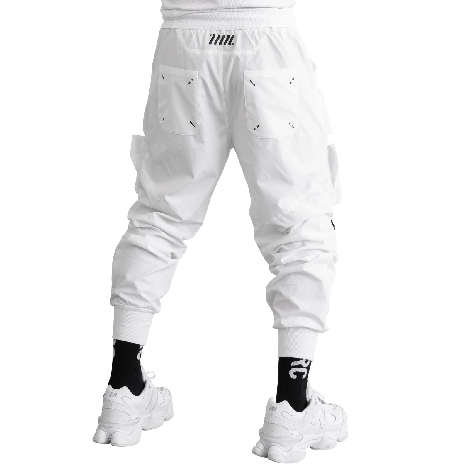 CG-Type 14F White LW Cargo Pants