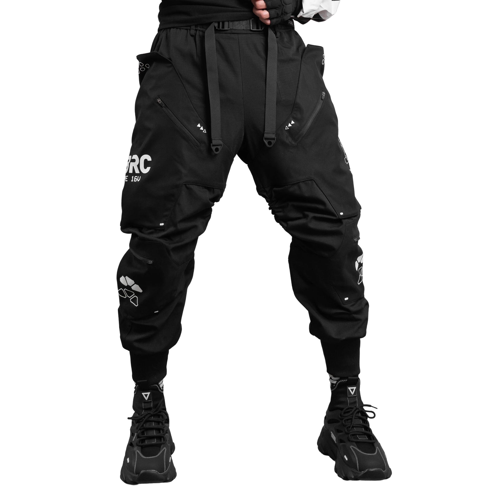 CG-Type 16V Black Cargo Pants
