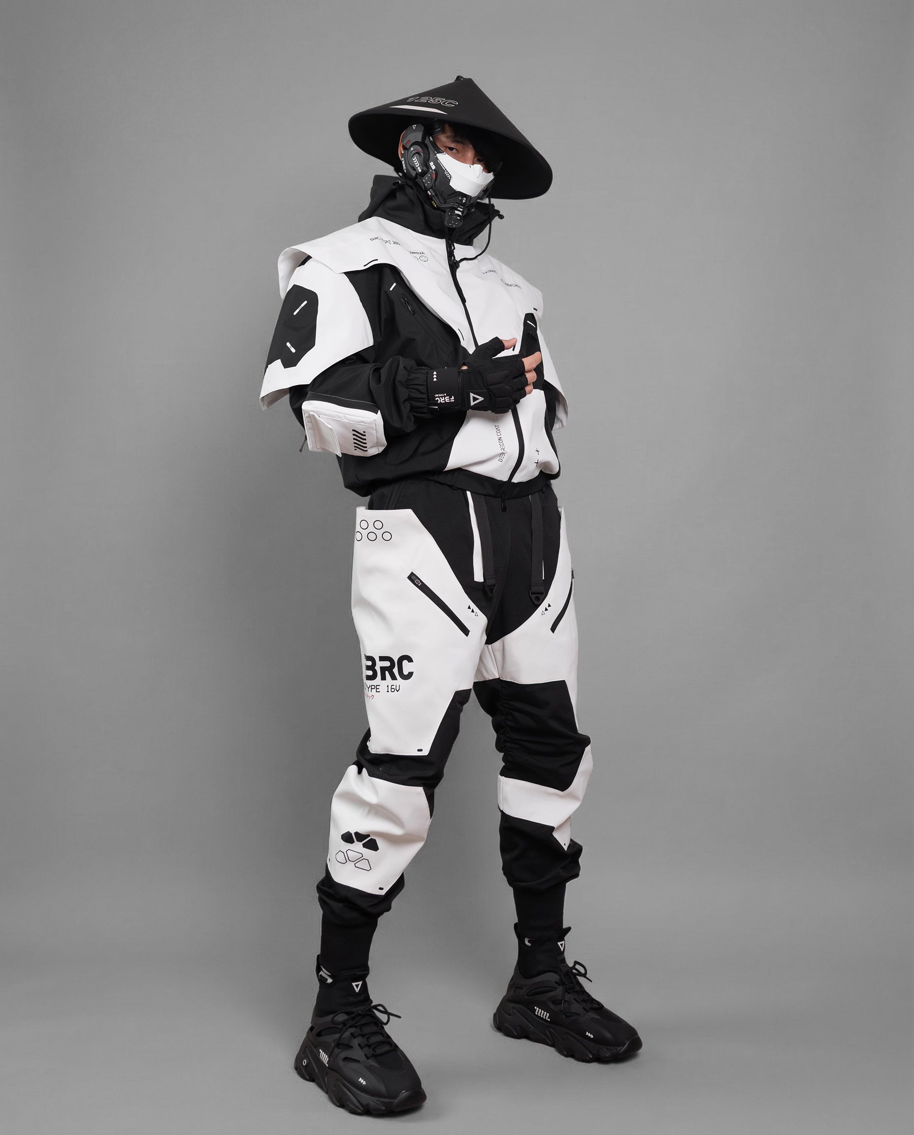 DRC-305 Panda Deep Recon Coat - Fabric of the Universe