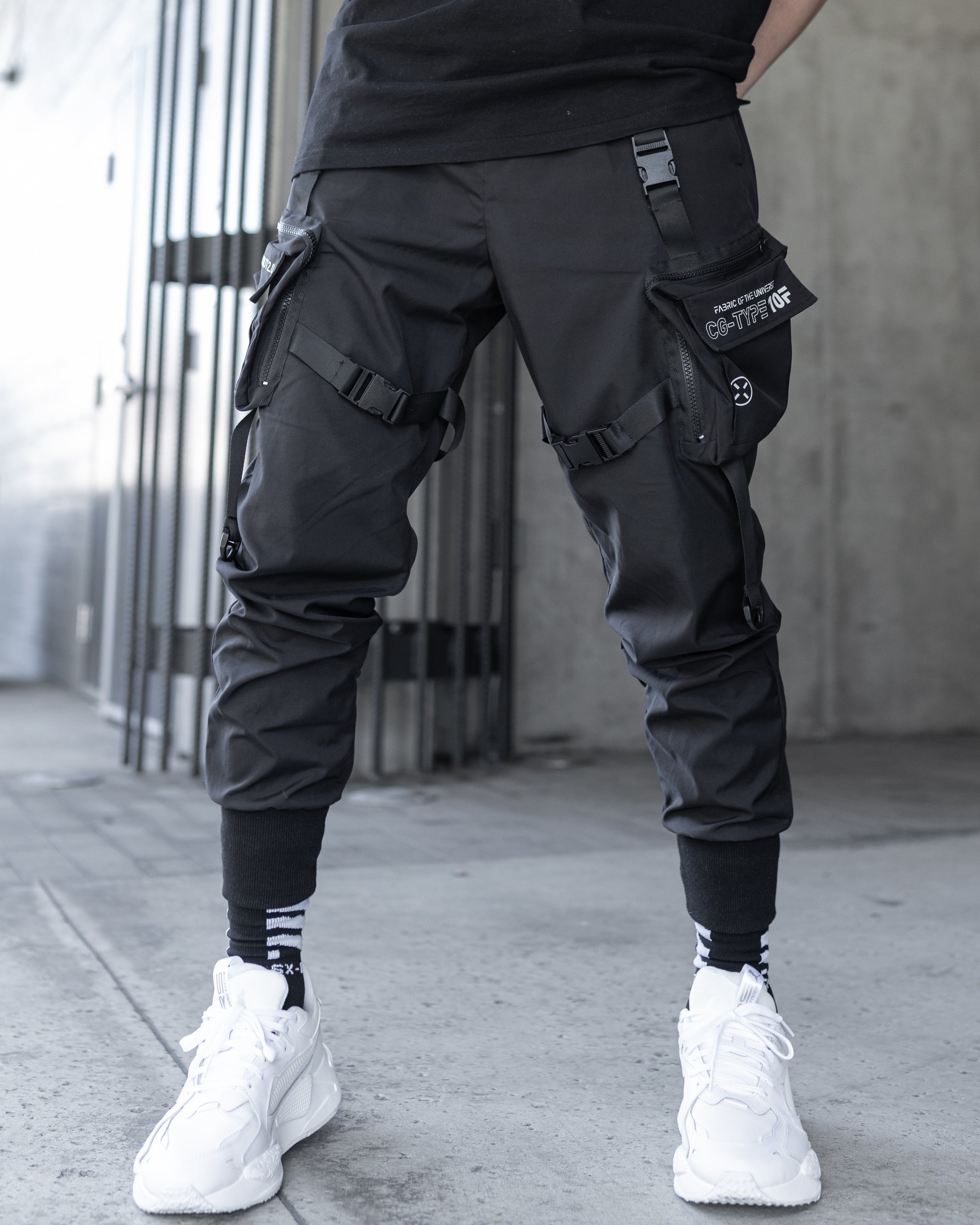 Buy Mens Black Cargo Pants for Men Online at Bewakoof